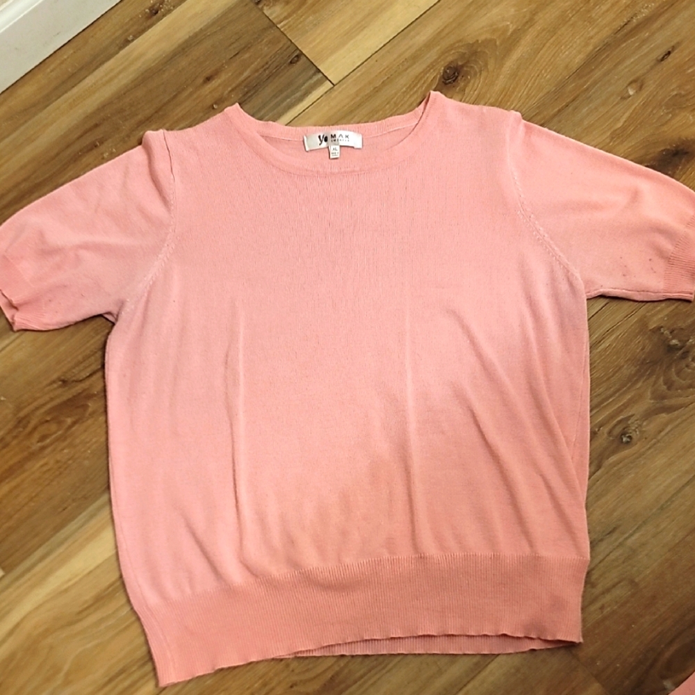 Ye Mak Pink Short Sleeve Sweater, XL